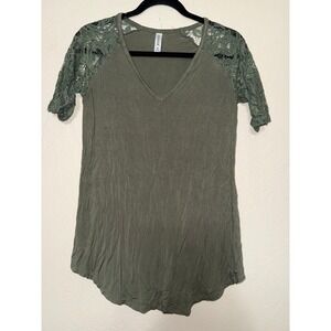 Zenana Signature Olive Green Lace Sleeve V‎ Neck Tunic Top Women's Medium